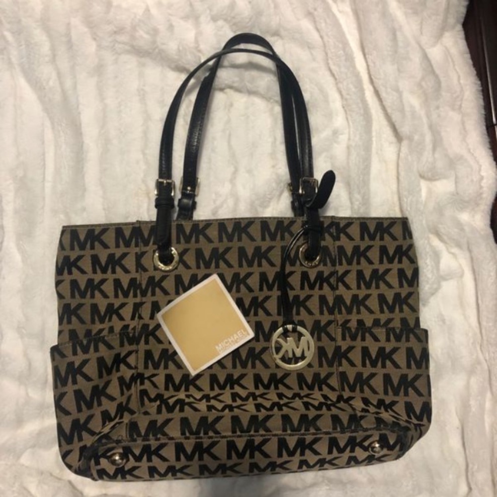 Michael Kors Tote